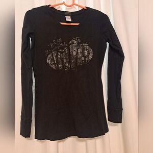 Harley-Davidson, V neck, black long sleeve 100% cotton women shirt. Size S.